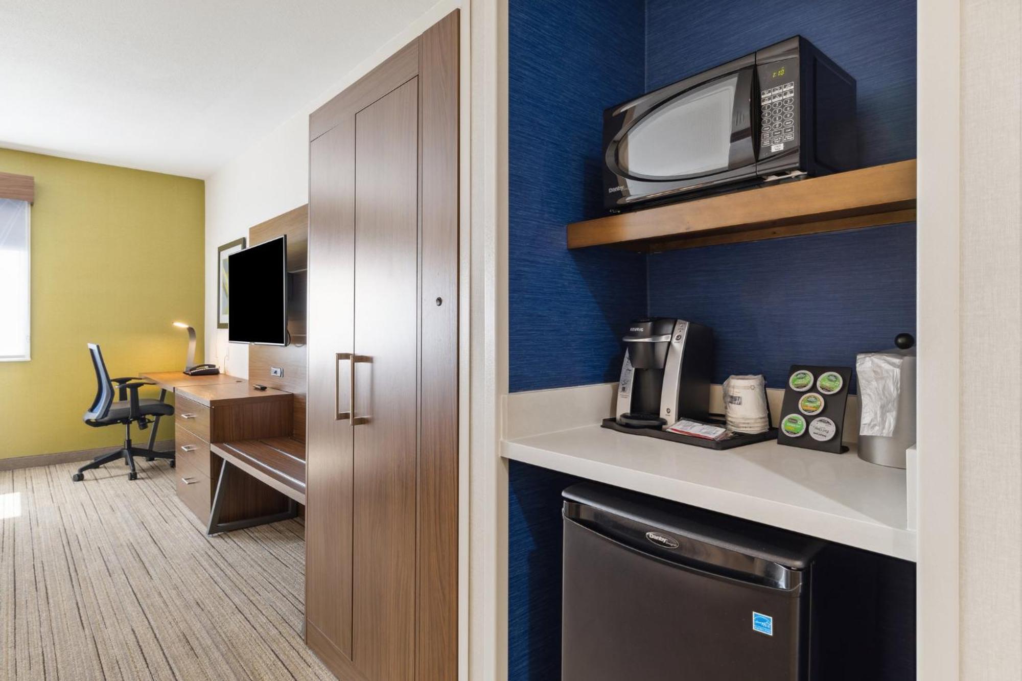 Holiday Inn Express & Suites Mountain View, An Ihg Hotel Extérieur photo